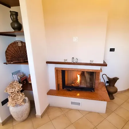 La Vigna Di Ranco Agriturismo Holiday home *